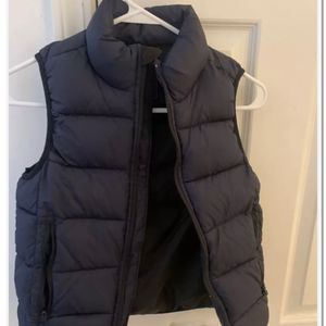 Gap vest, boys size small, navy. Like new